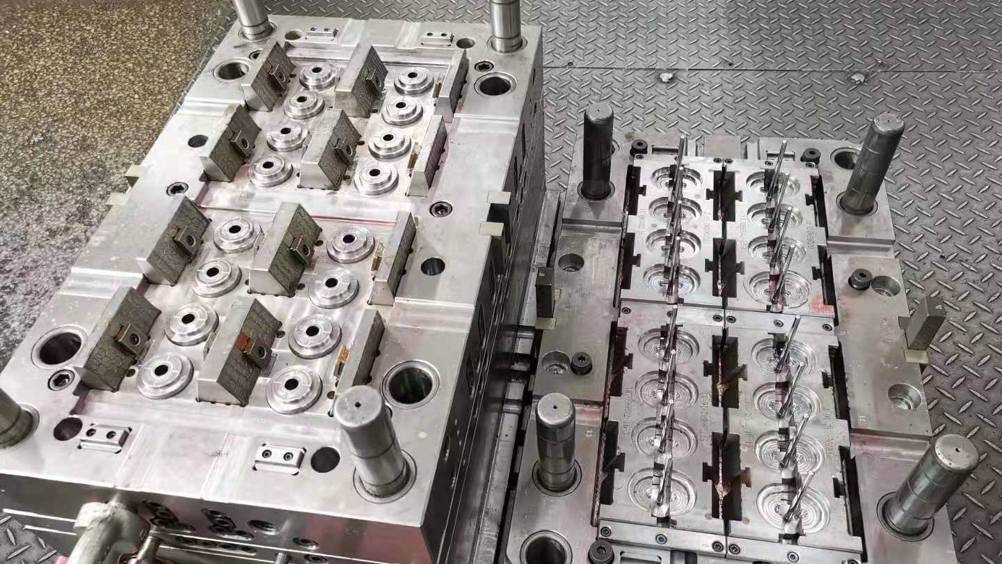 注塑模具價(jià)格大約多少？【行業(yè)普及】