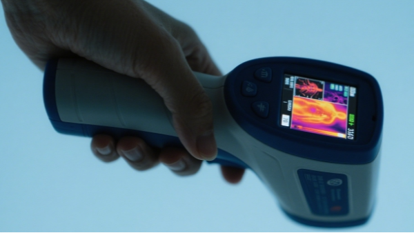 醫(yī)療領域革新應用:紅外熱成像儀助力無創(chuàng)體溫與炎癥監(jiān)測