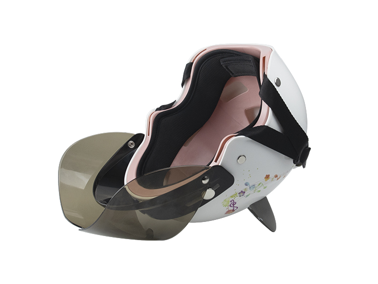 女電動車頭盔四季可愛半盔安全帽現(xiàn)貨 女電動車頭盔四季可愛半盔安全帽現(xiàn)貨